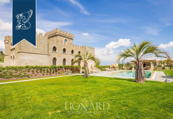 villa in vendita a Buti