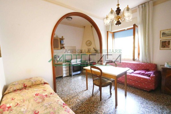 casa semindipendente in vendita a Buti