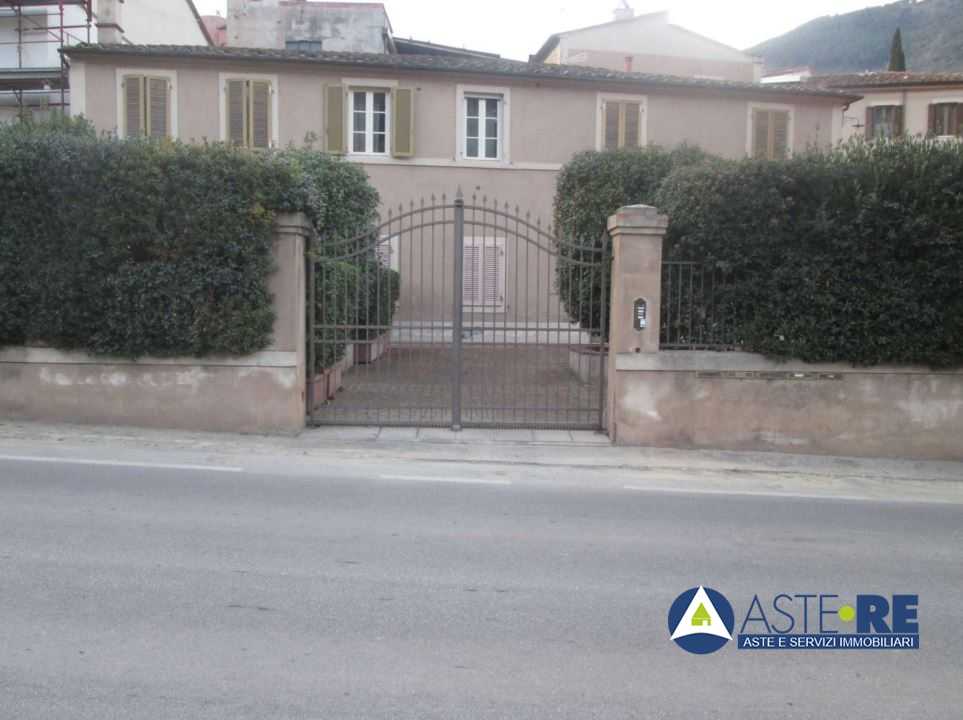 casa indipendente in vendita a Buti