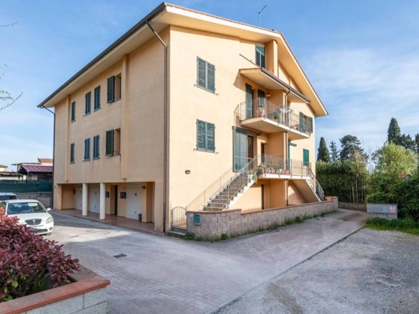 appartamento in vendita a Buti in zona La croce
