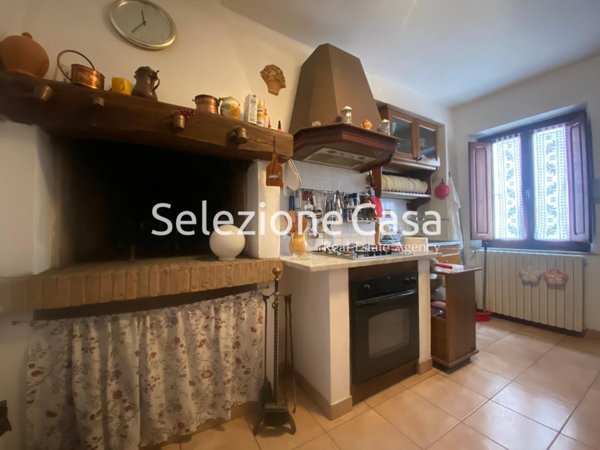 casa indipendente in vendita a Buti