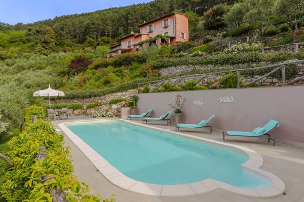 casa indipendente in vendita a Buti
