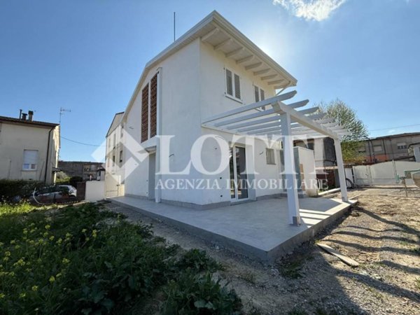 casa indipendente in vendita a Buti in zona La croce