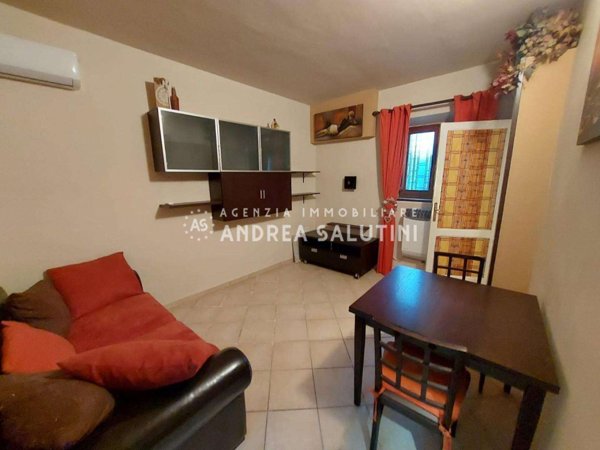 intera palazzina in vendita a Buti