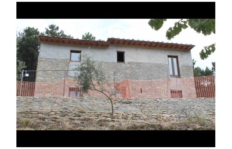casa indipendente in vendita a Buti