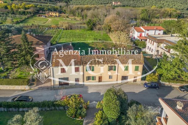 casa indipendente in vendita a Buti in zona La croce