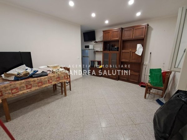 casa indipendente in vendita a Buti