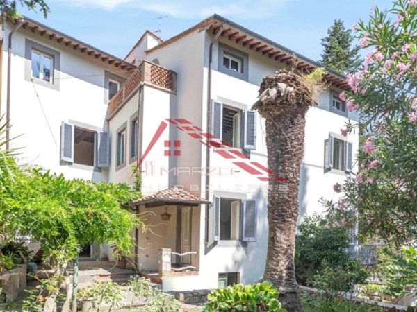 casa indipendente in vendita a Buti
