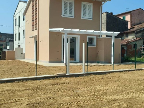 casa indipendente in vendita a Buti in zona La croce