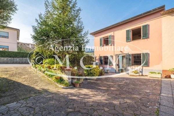casa indipendente in vendita a Buti