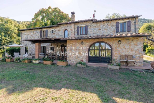 casale in vendita a Buti