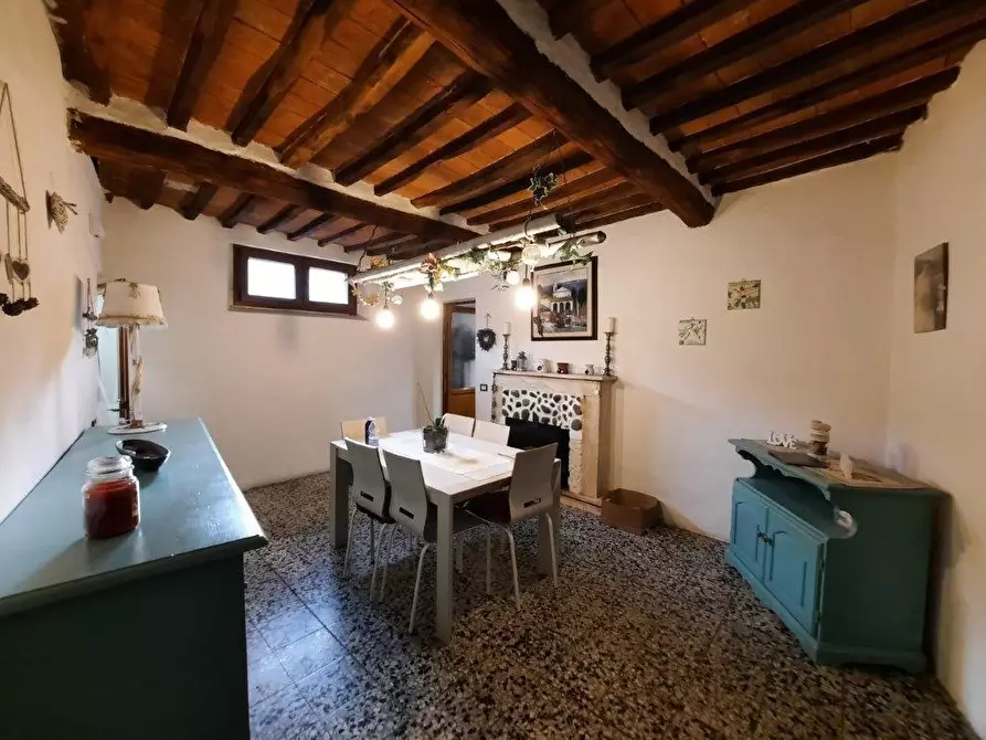 casa indipendente in vendita a Buti