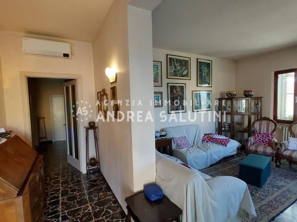 casa indipendente in vendita a Buti