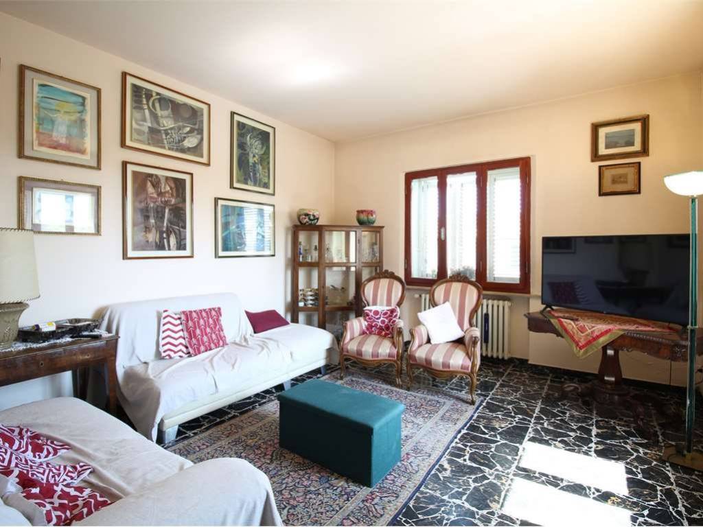 casa indipendente in vendita a Buti
