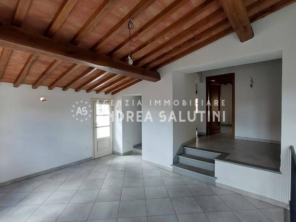 casa indipendente in vendita a Buti