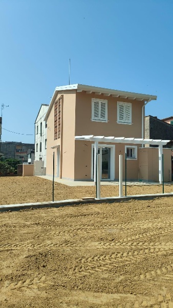 casa indipendente in vendita a Buti in zona La croce