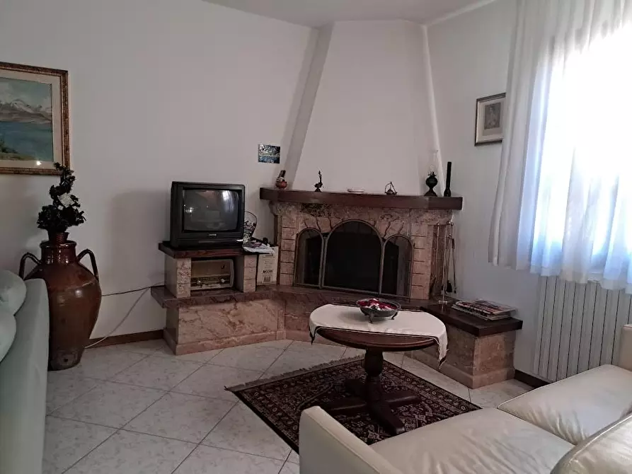 casa indipendente in vendita a Buti