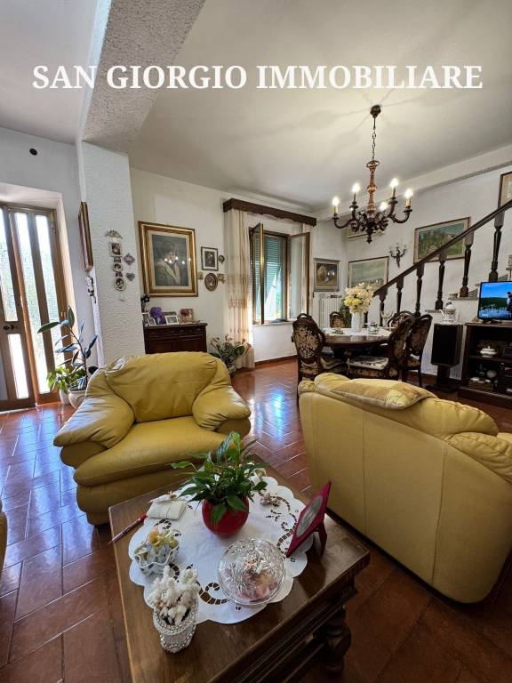 casa indipendente in vendita a Buti