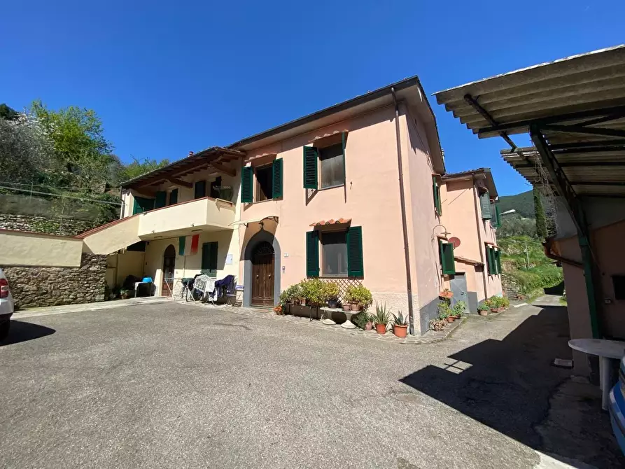 casa indipendente in vendita a Buti