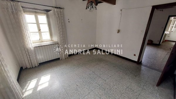 casa indipendente in vendita a Buti