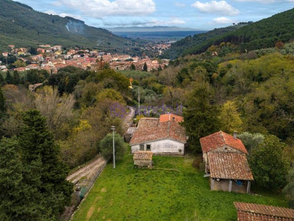 casa indipendente in vendita a Buti