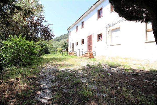 casale in vendita a Buti