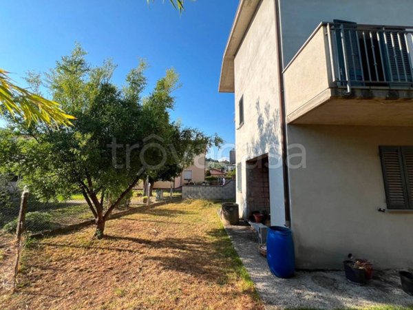 casa indipendente in vendita a Buti