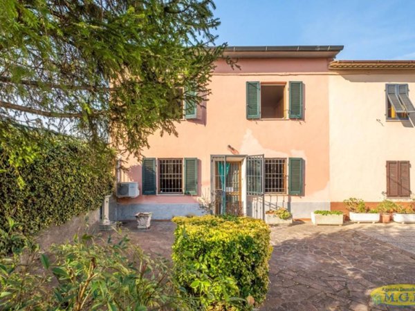 casa indipendente in vendita a Buti in zona La croce