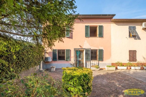 casa indipendente in vendita a Buti