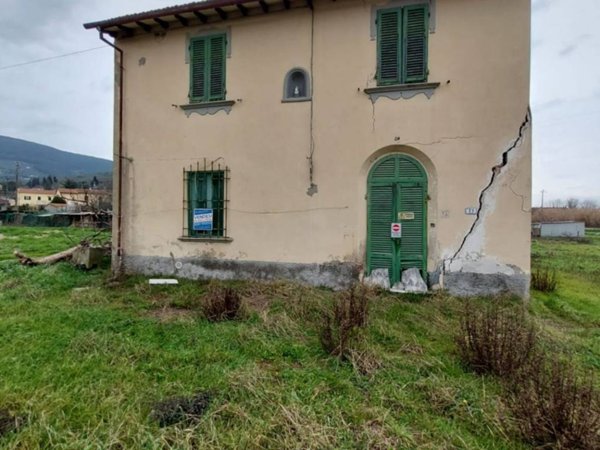casa indipendente in vendita a Buti in zona La croce