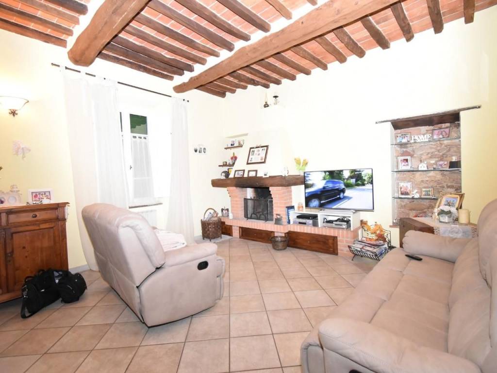 appartamento in vendita a Buti