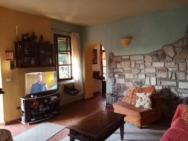 casa indipendente in vendita a Buti in zona La croce