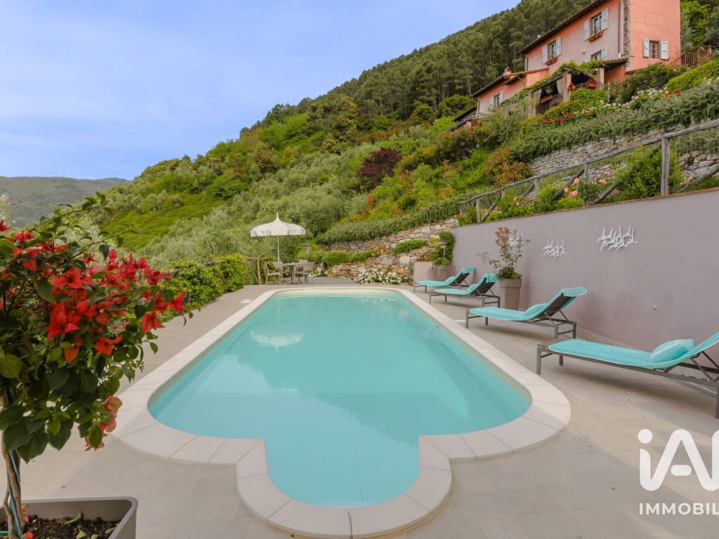 casa indipendente in vendita a Buti