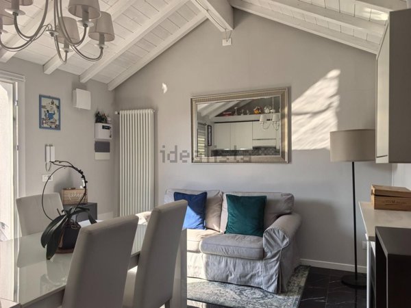 casa indipendente in vendita a Buti