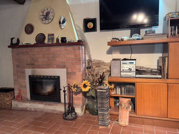 casa indipendente in vendita a Buti