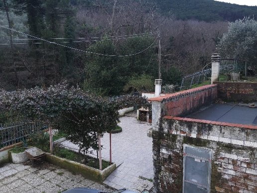 casa indipendente in vendita a Buti