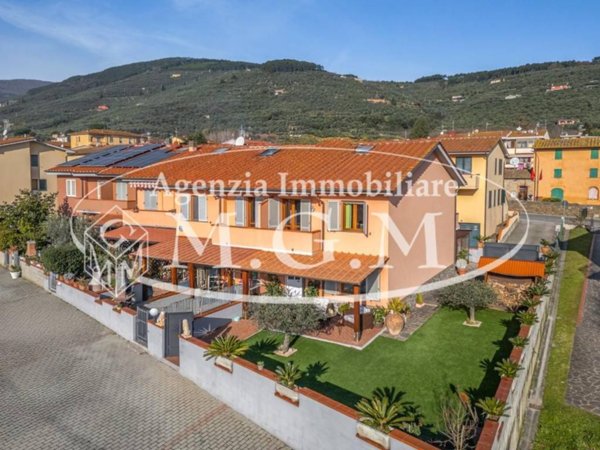 casa indipendente in vendita a Buti in zona La croce