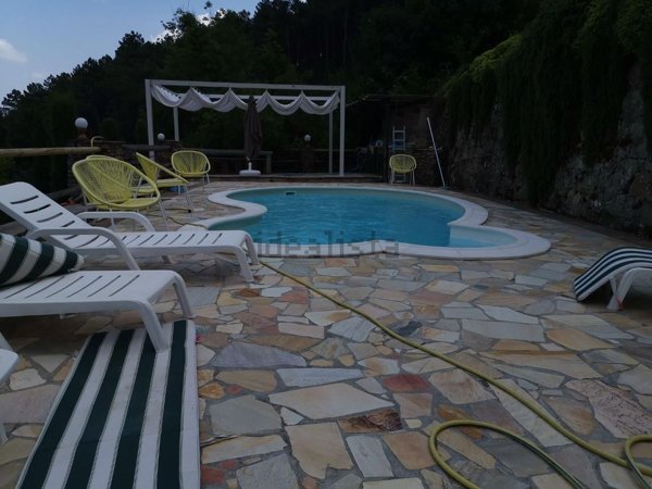 casa indipendente in vendita a Buti