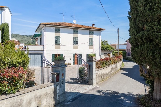 appartamento in vendita a Buti in zona La croce