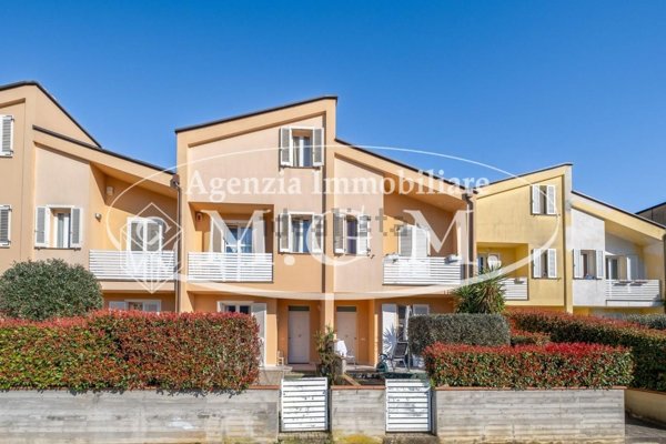casa indipendente in vendita a Buti
