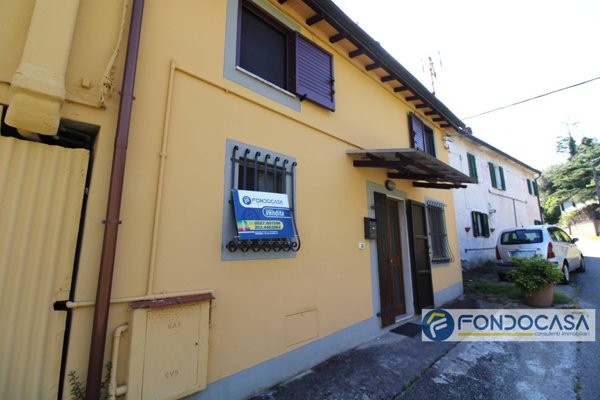 casa indipendente in vendita a Buti