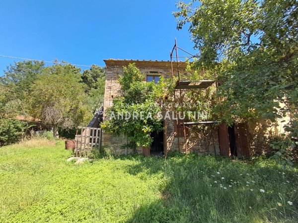 casale in vendita a Buti in zona La croce