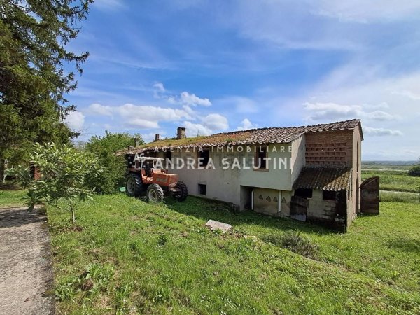 casale in vendita a Buti