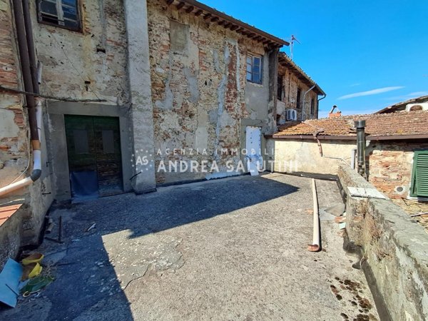 appartamento in vendita a Buti in zona La croce