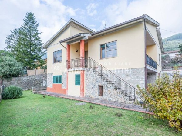 casa indipendente in vendita a Buti in zona La croce