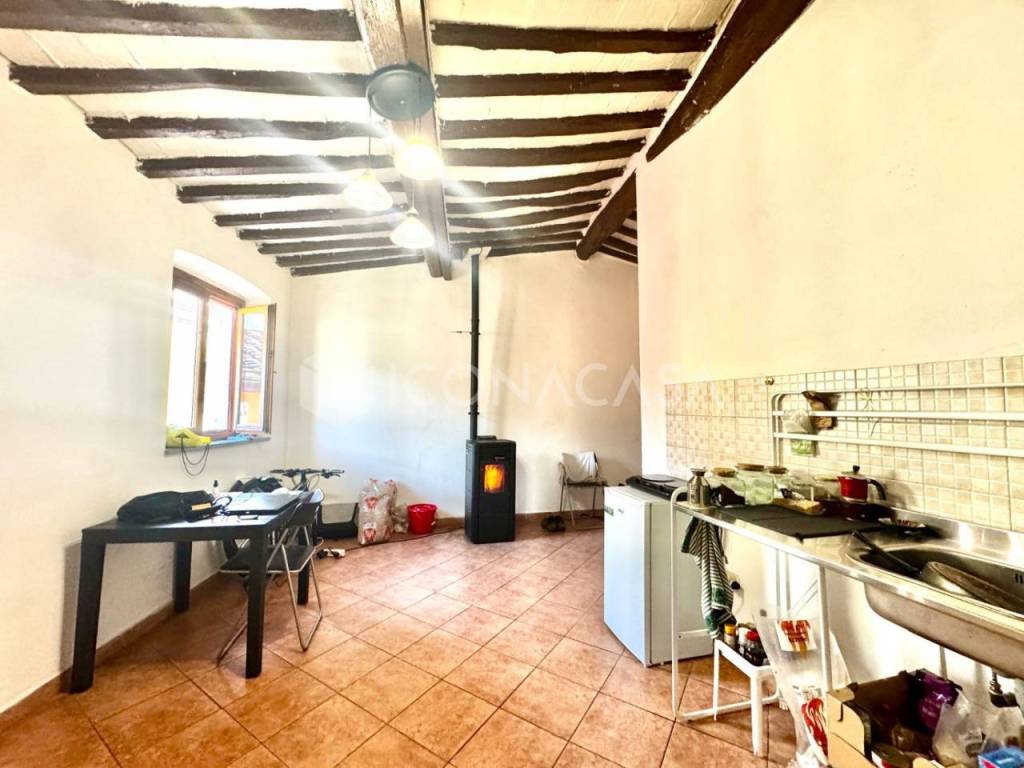 appartamento in vendita a Buti in zona La croce