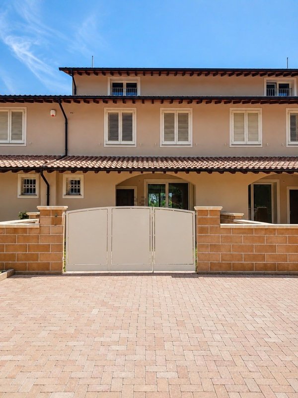 casa indipendente in vendita a Buti
