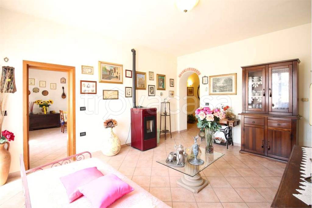 casa indipendente in vendita a Buti