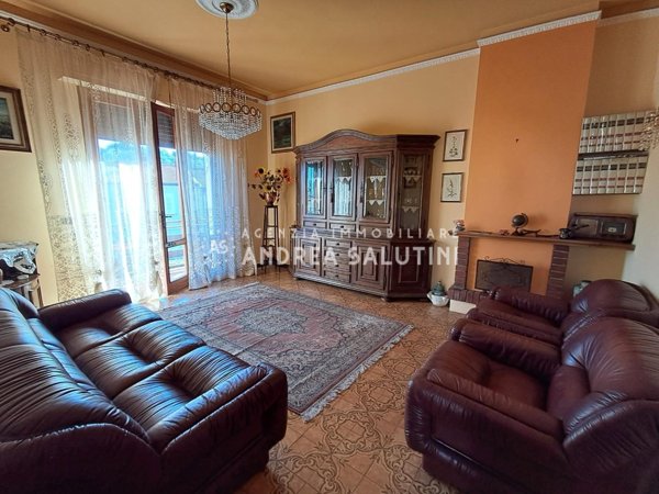 casa indipendente in vendita a Buti