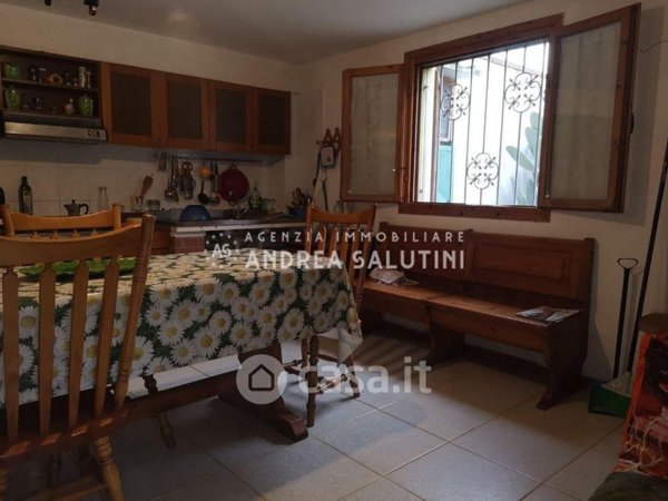 casa indipendente in vendita a Buti in zona La croce